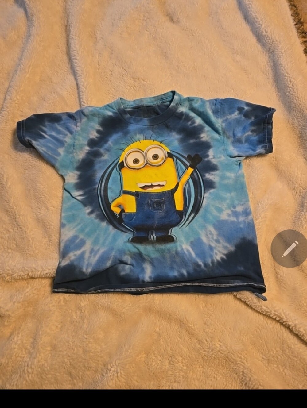 092226 Despicable Me 2 Minion Mens T-Shirt Blue Size M Medium box 22ee